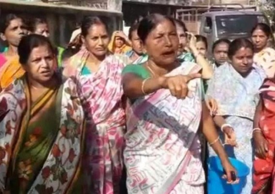Drinking water crisis forced local people to block road at Durgapur village in Gandachhara
